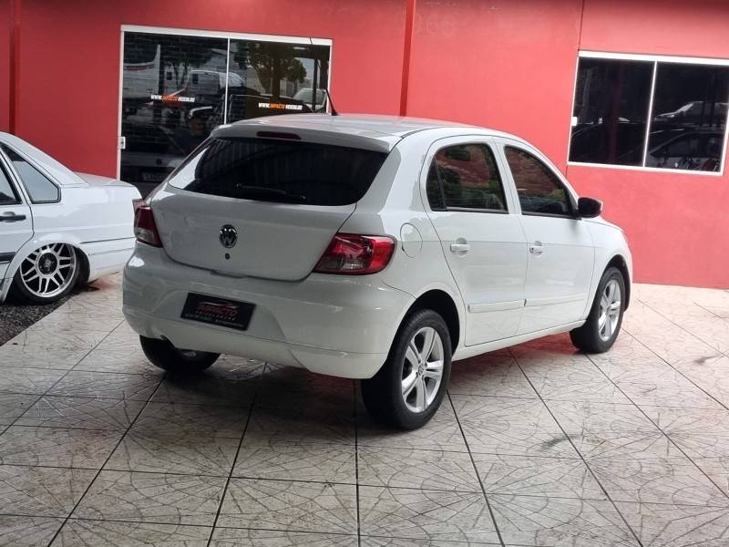 VOLKSWAGEN - GOL - 2010/2010 - Branca - R$ 27.900,00