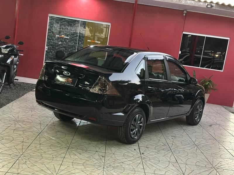 FORD - FIESTA - 2013/2013 - Preta - R$ 34.900,00