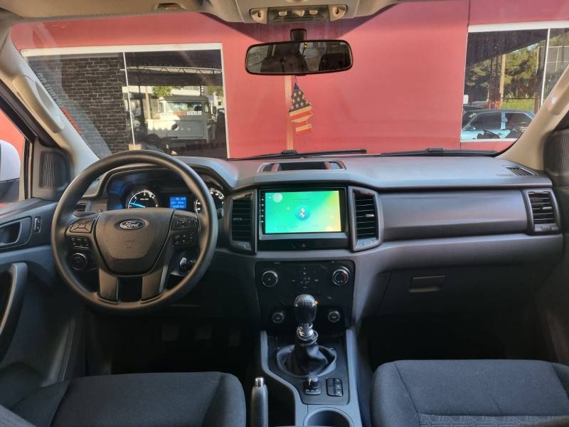 FORD - RANGER - 2018/2019 - Branca - R$ 133.900,00