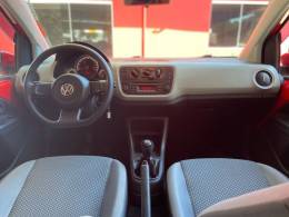 VOLKSWAGEN - UP - 2016/2016 - Vermelha - R$ 49.900,00