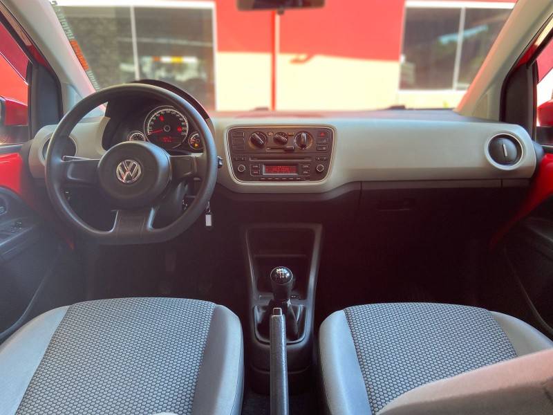 VOLKSWAGEN - UP - 2016/2016 - Vermelha - R$ 49.900,00