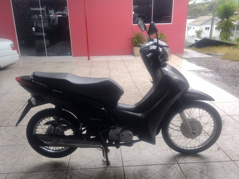 HONDA - BIZ 125 - 2014/2014 - Preta - R$ 11.900,00