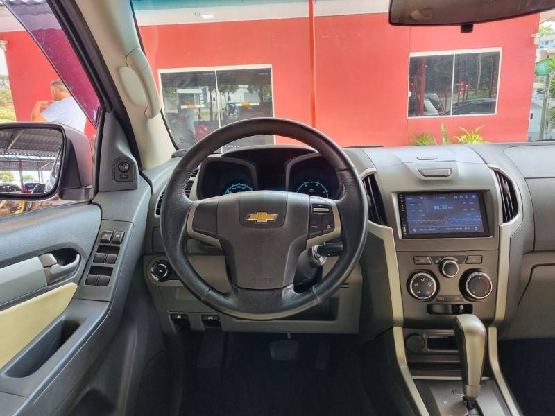CHEVROLET - S10 - 2013/2013 - Prata - R$ 109.900,00