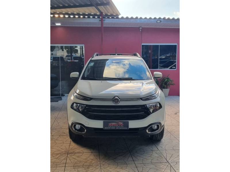 FIAT - TORO - 2018/2018 - Branca - R$ 87.900,00