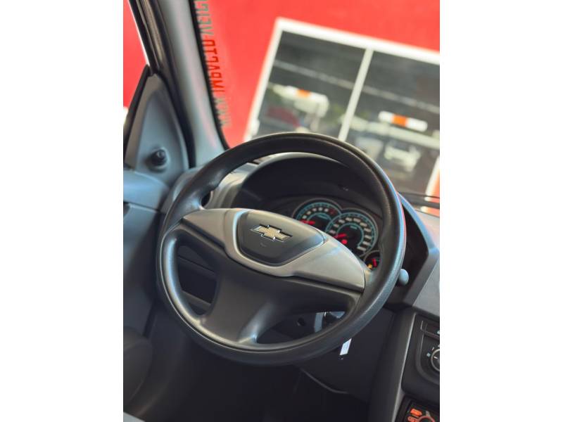 CHEVROLET - PRISMA - 2012/2012 - Preta - R$ 33.900,00