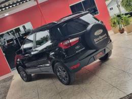 FORD - ECOSPORT - 2014/2015 - Preta - R$ 57.900,00