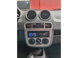 VOLKSWAGEN - GOL - 2013/2013 - Vermelha - R$ 29.900,00