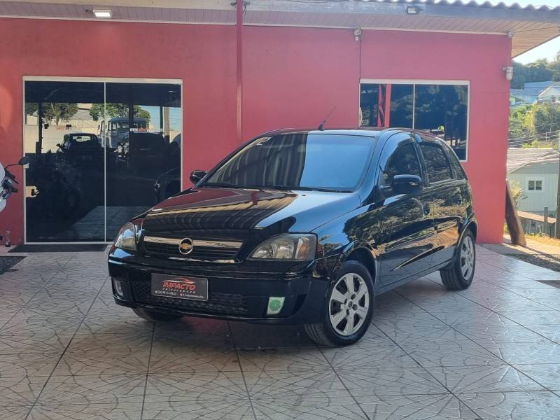 CHEVROLET - CORSA - 2012/2012 - Preta - R$ 33.900,00