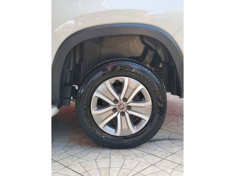 FIAT - TORO - 2018/2018 - Branca - R$ 87.900,00