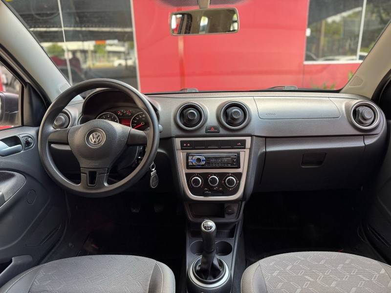 VOLKSWAGEN - SAVEIRO - 2013/2013 - Branca - R$ 49.900,00