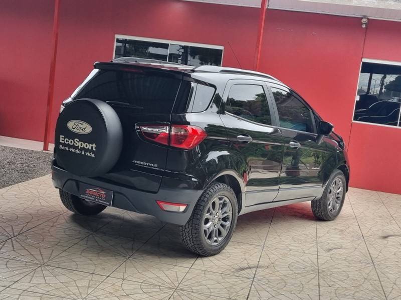 FORD - ECOSPORT - 2014/2015 - Preta - R$ 57.900,00