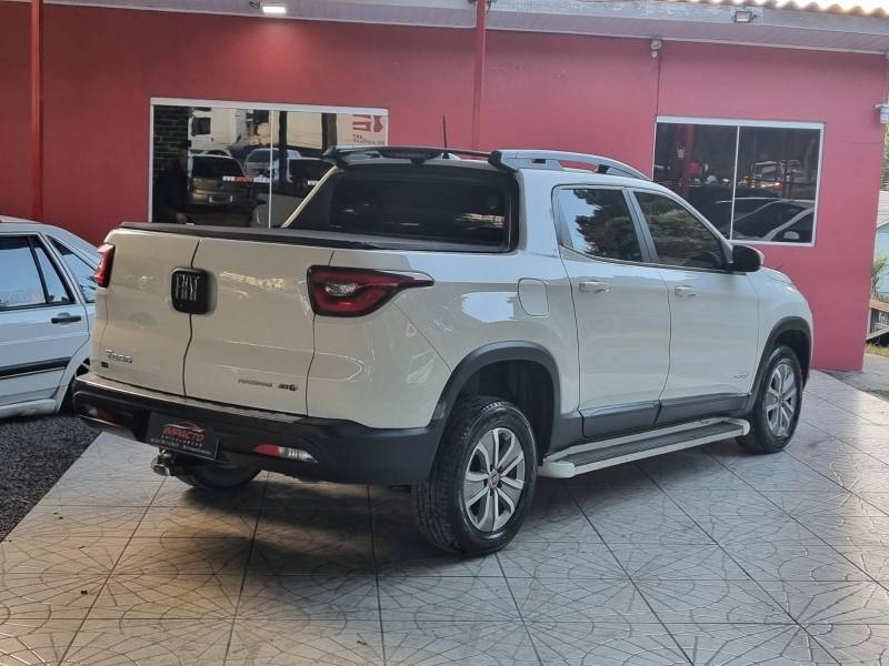FIAT - TORO - 2018/2018 - Branca - R$ 87.900,00