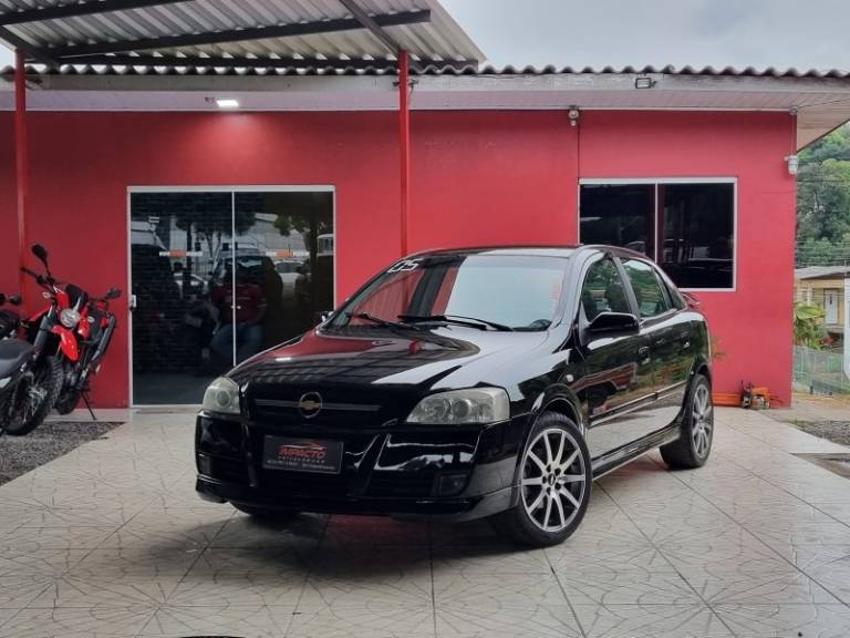 CHEVROLET - ASTRA - 2005/2005 - Preta - R$ 35.900,00