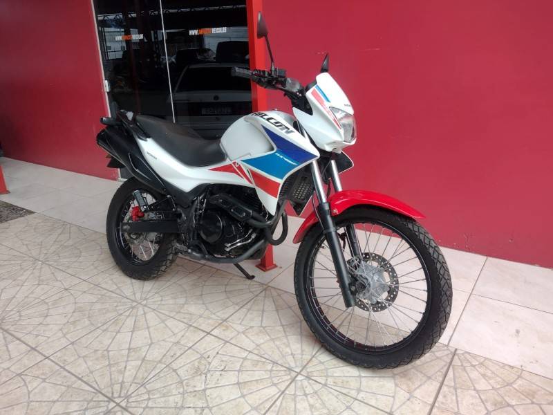 HONDA - NX 400I FALCON - 2015/2015 - Vermelha - R$ 21.900,00