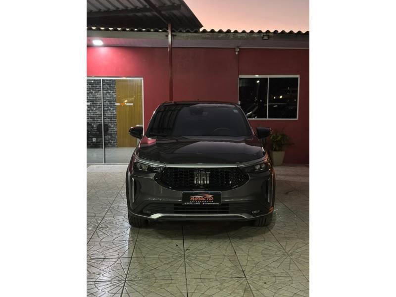 FIAT - FASTBACK - 2023/2024 - Cinza - R$ 135.900,00