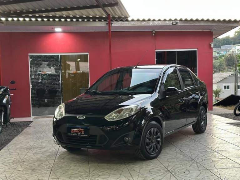 FORD - FIESTA - 2013/2013 - Preta - R$ 34.900,00