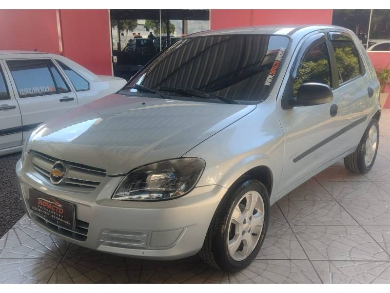 CHEVROLET - CELTA - 2011/2011 - Prata - R$ 27.900,00
