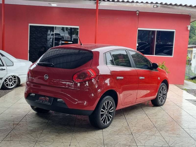 FIAT - BRAVO - 2014/2014 - Vermelha - R$ 41.900,00