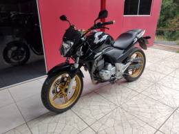 HONDA - CB 300R - 2015/2015 - Preta - R$ 15.900,00