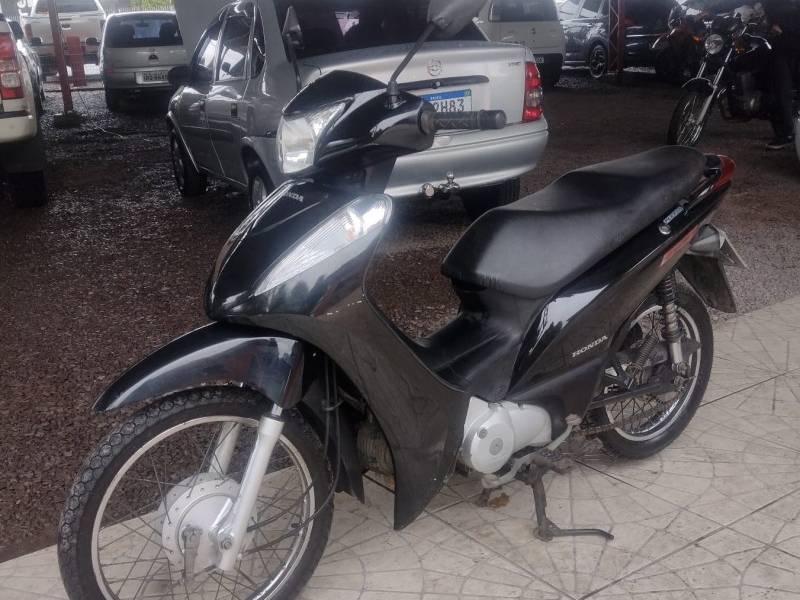 HONDA - BIZ 125 - 2014/2014 - Preta - R$ 11.900,00